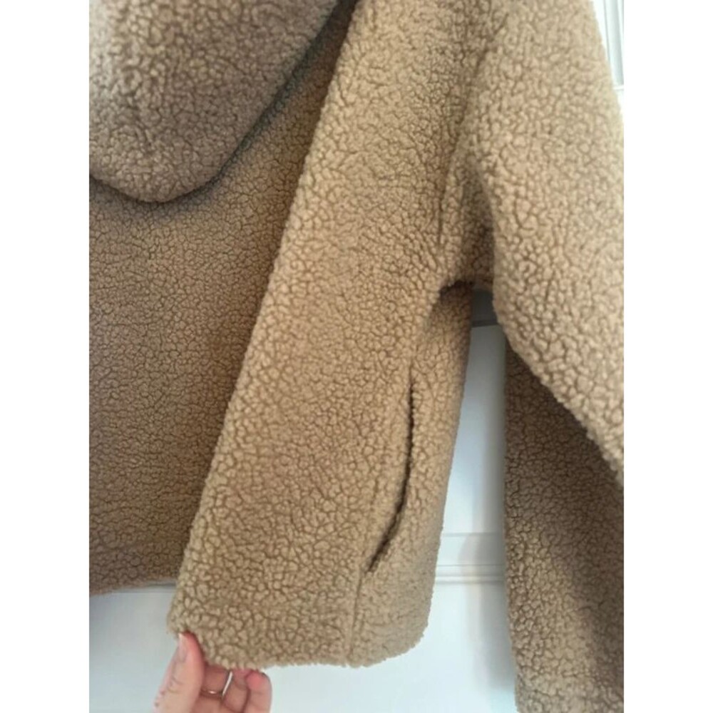 Tan teddy hoodie - Picture 4 of 6